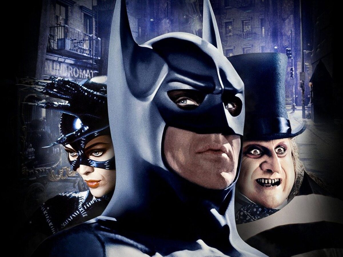 RETRO MOVIE REVIEW: Batman Returns - COMIC CRUSADERS