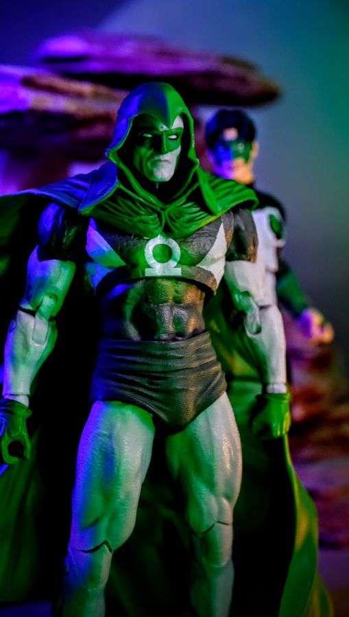 McFarlane Toys The Spectre Crisis on Infinite Earths Platinum Edition MTS Exclusive Gold Label Figure