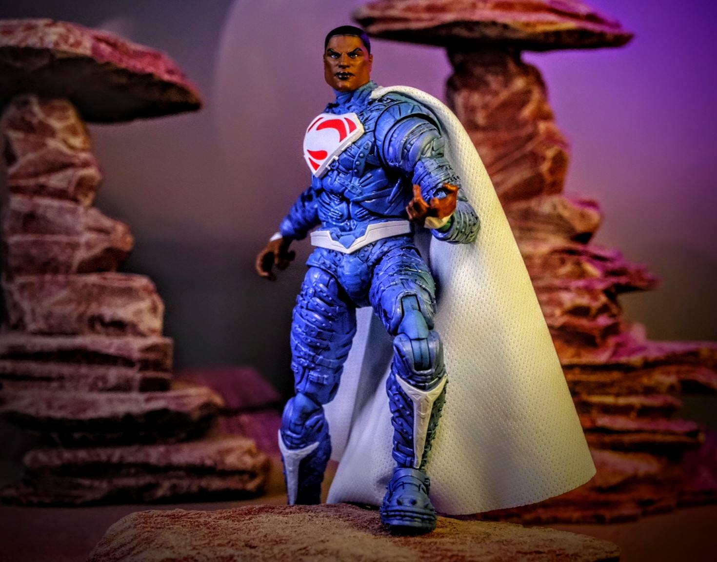 McFarlane Toys Ghosts of Krypton Page Punchers Earth-2 Val-Zod Superman Figure Review