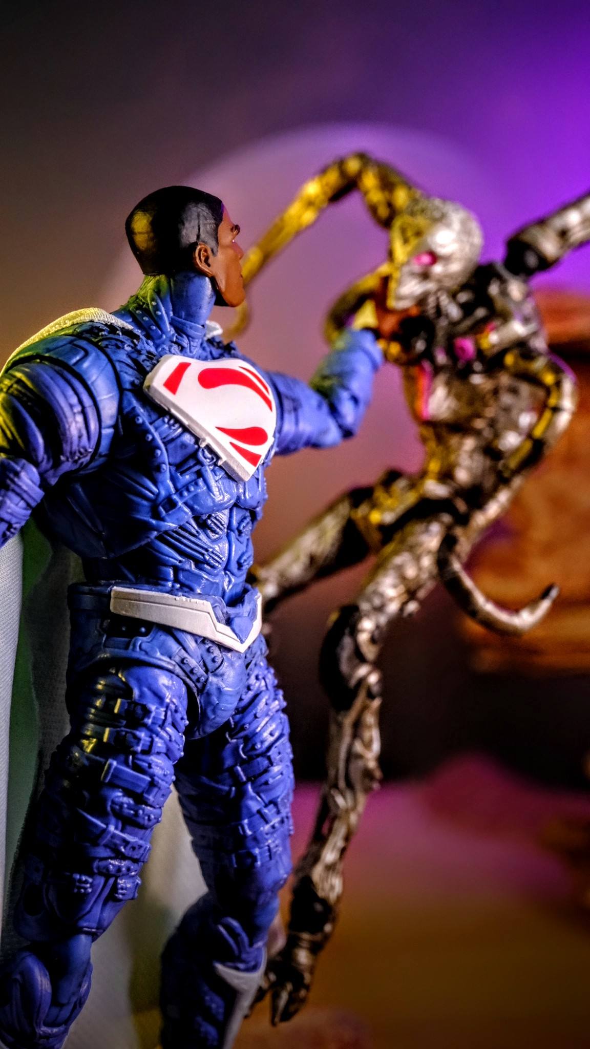 McFarlane Toys Ghosts of Krypton Page Punchers Earth-2 Val-Zod Superman Figure Review