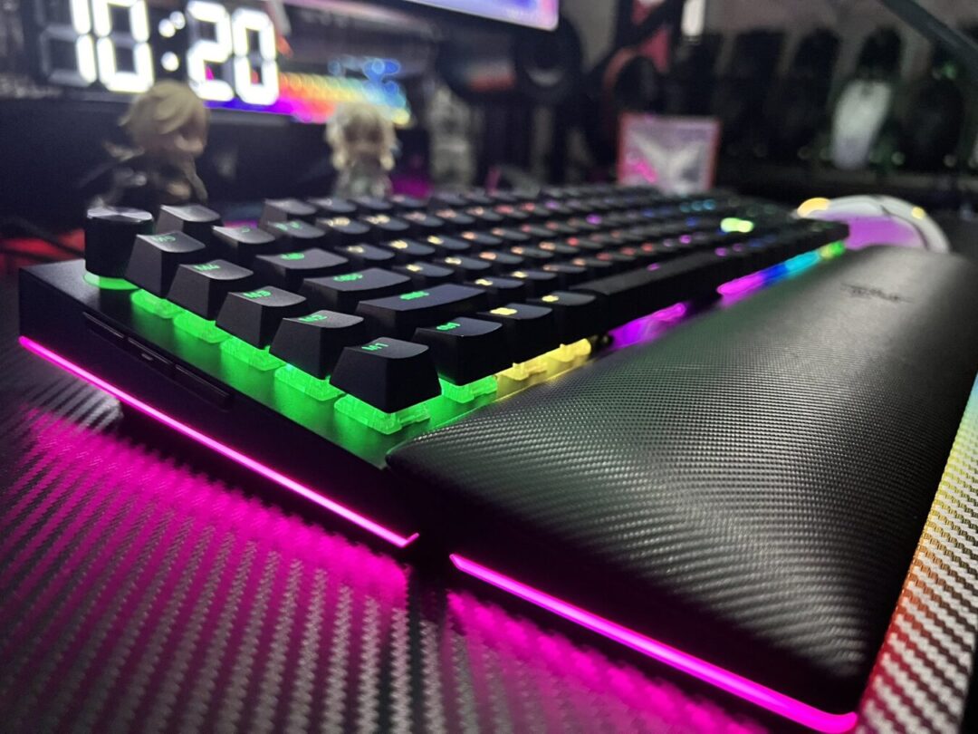 Razer BlackWidow V4 Pro.jpeg