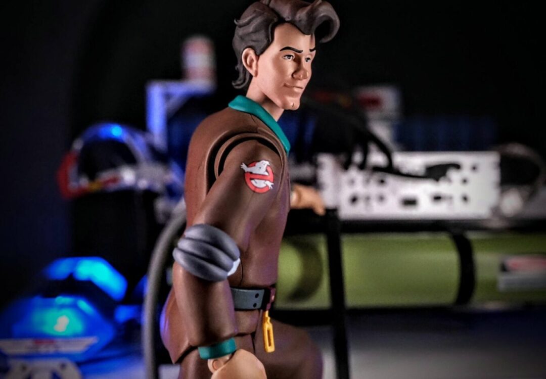 Mondo Toys Real Ghostbusters Peter Venkman Articulation Mondo Toys Real Ghostbusters Peter Venkman close-up showing articulation details with Ecto-1 in background