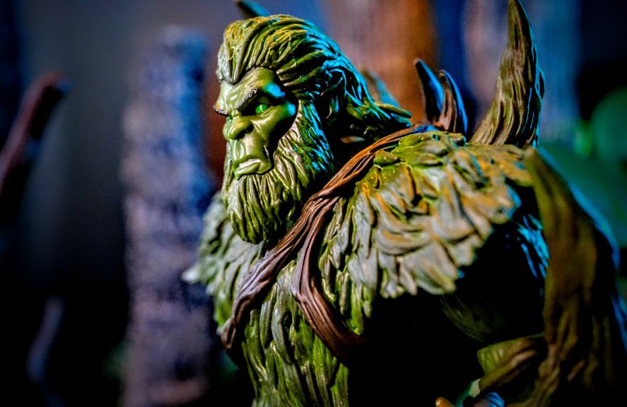 Masterverse New Eternia Moss Man JCC47 Close-Up Review Close-up of Masters of the Universe Masterverse New Eternia Moss Man JCC47 figure detailed sculpt and paintwork